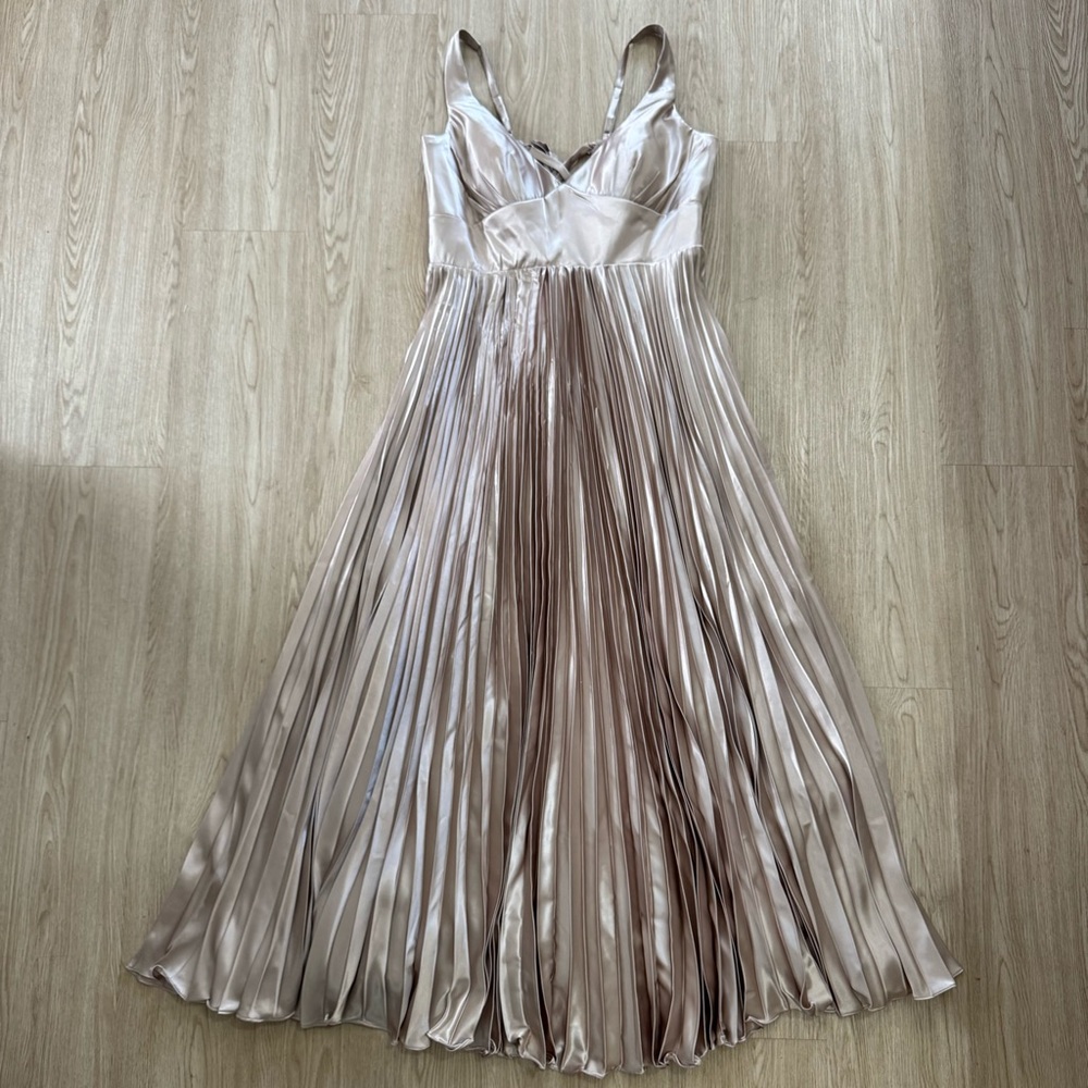 Satin Pleated corset lace up back Dress nwt - Picture 5 of 5